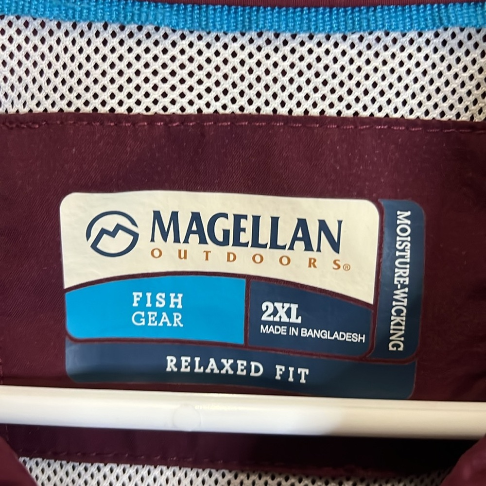 Magellan Outdoors Fish gear size 2XL maroon long sleeve NWT - Picture 2 of 6